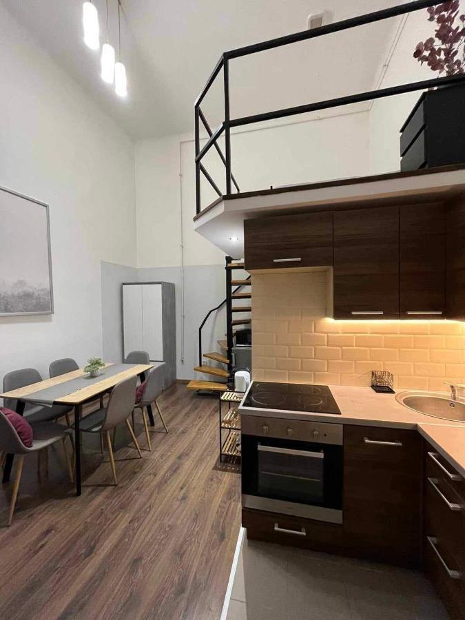 Gallery Szondi Boedapest Buitenkant foto