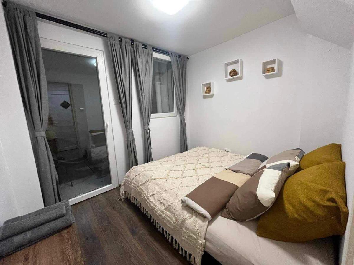 Gallery Szondi Boedapest Buitenkant foto