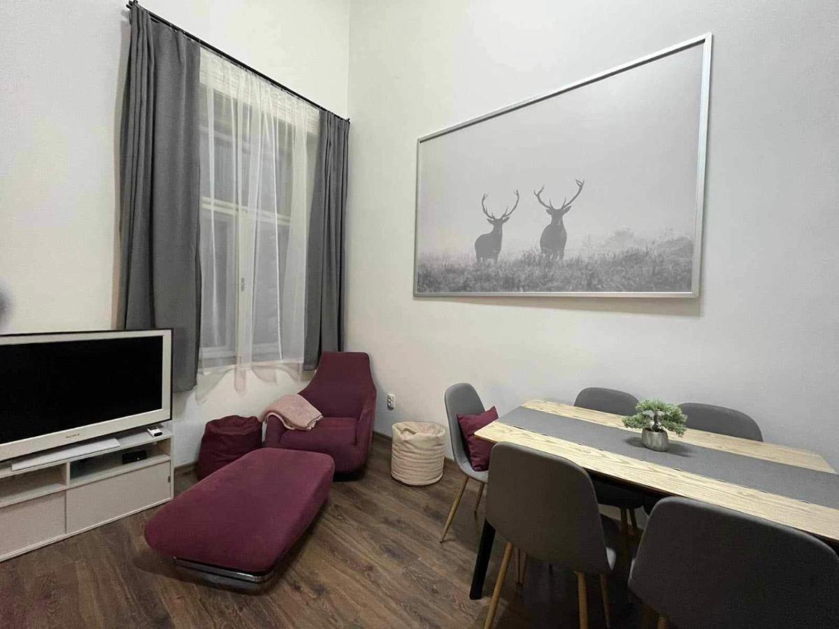 Gallery Szondi Boedapest Buitenkant foto